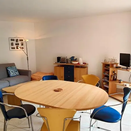 2 Near The Old Port - Saint-raphael 公寓 *